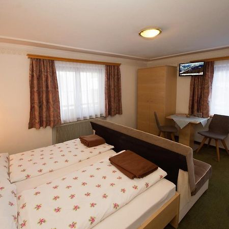 Pension Hochtor Saalbach-Hinterglemm Esterno foto
